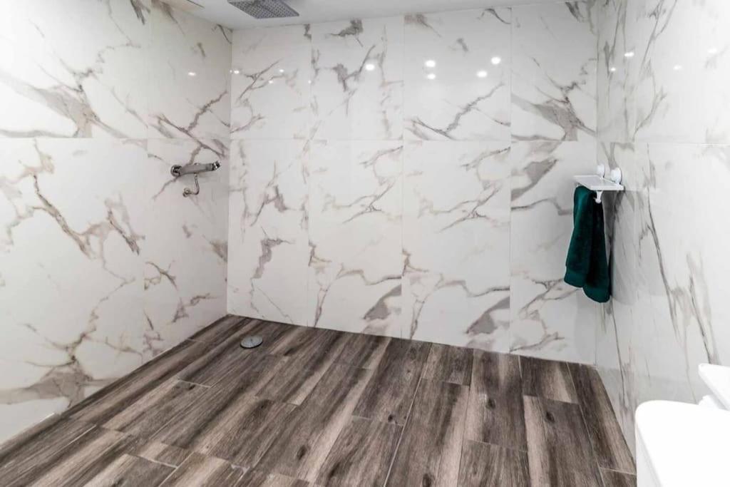Casa Rural Con Piscina Privada, Barbacoa, Wifi Y Parking Incluido Viloví de Oñar Exteriör bild